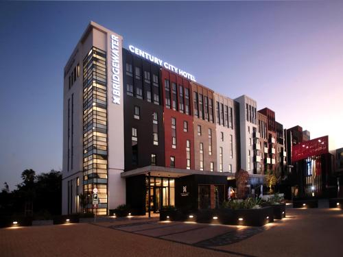 Axis Luxury Apartments by Century City Hotels